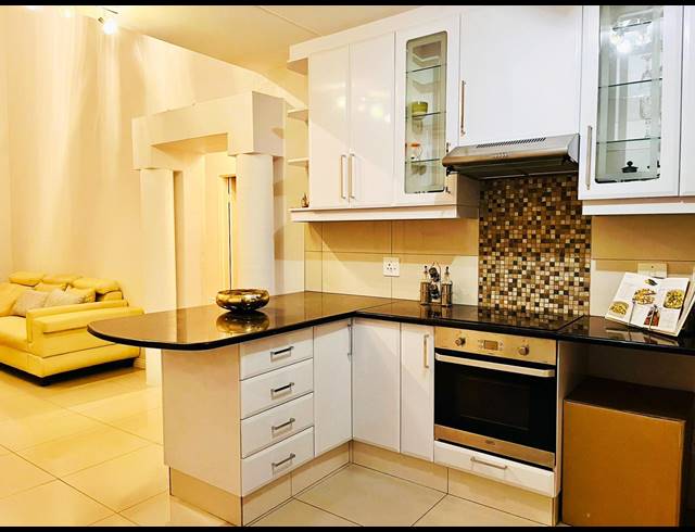 2 BEDROOM APARTMENT RENTED IN NORTHGATE